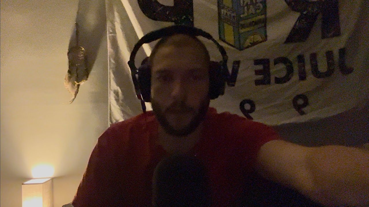 ASMR | Шепот и звуки с небольшими отрывками...