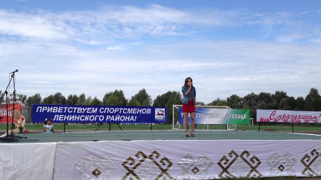 Классная песня на французском - YouTube