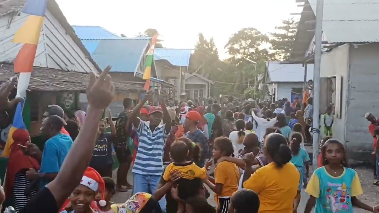 Satgas Pamrahwan Maluku BATALYON ARHANUD 11/WBY di desa Mesiang