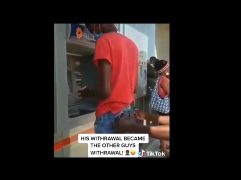 THIS MODASUCKA A FISHERMAN! LMAO