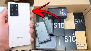 FOUND iPHONES & SAMSUNG S20 !! DUMPSTER DIVING APPLE AND SAMSUNG STORE!! OMG!!