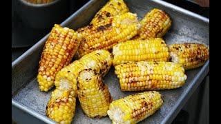 Жаренная кукуруза на сковороде.