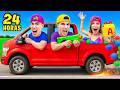 24 HORAS EN EL AUTO !!