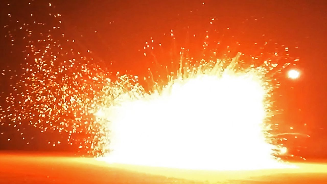 WORLDS BIGGEST Crackle Ball Firework! HUGE 1 Gallon Crackle Ball Explosion!