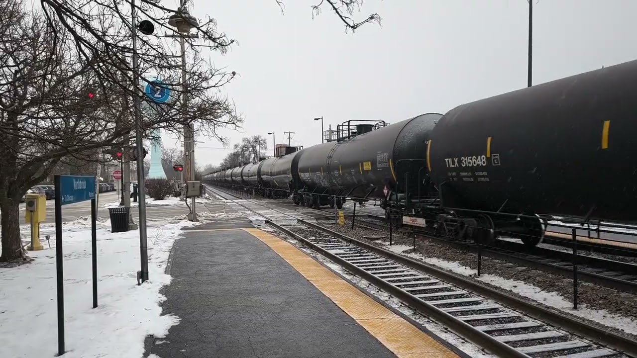 KCS 4877 at Northbrook, IL