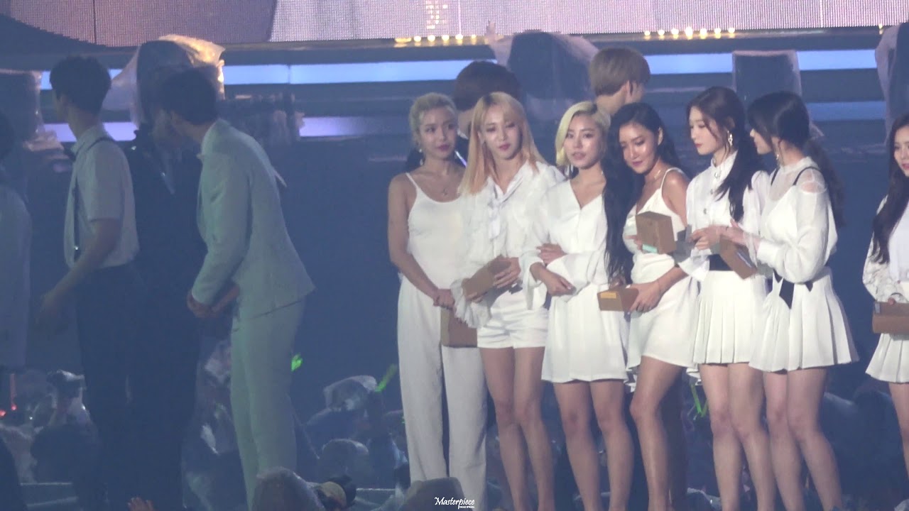 [4K]180512 드림콘서트 마마무 (MAMAMOO) 전출연진 엔딩무대 연예인 직캠 fancam