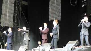 [Hyde Park, 2012] The Overtones - Why Do Fools Fall In Love