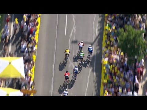 Video: Tour de France 2019: Caleb Ewan získal druhé etapové víťazstvo po tom, čo v 16. etape predstihol súperov v šprinte