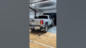 STRAIGHT PIPED LML DURAMAX! #duramax #diesel #chevytrucks