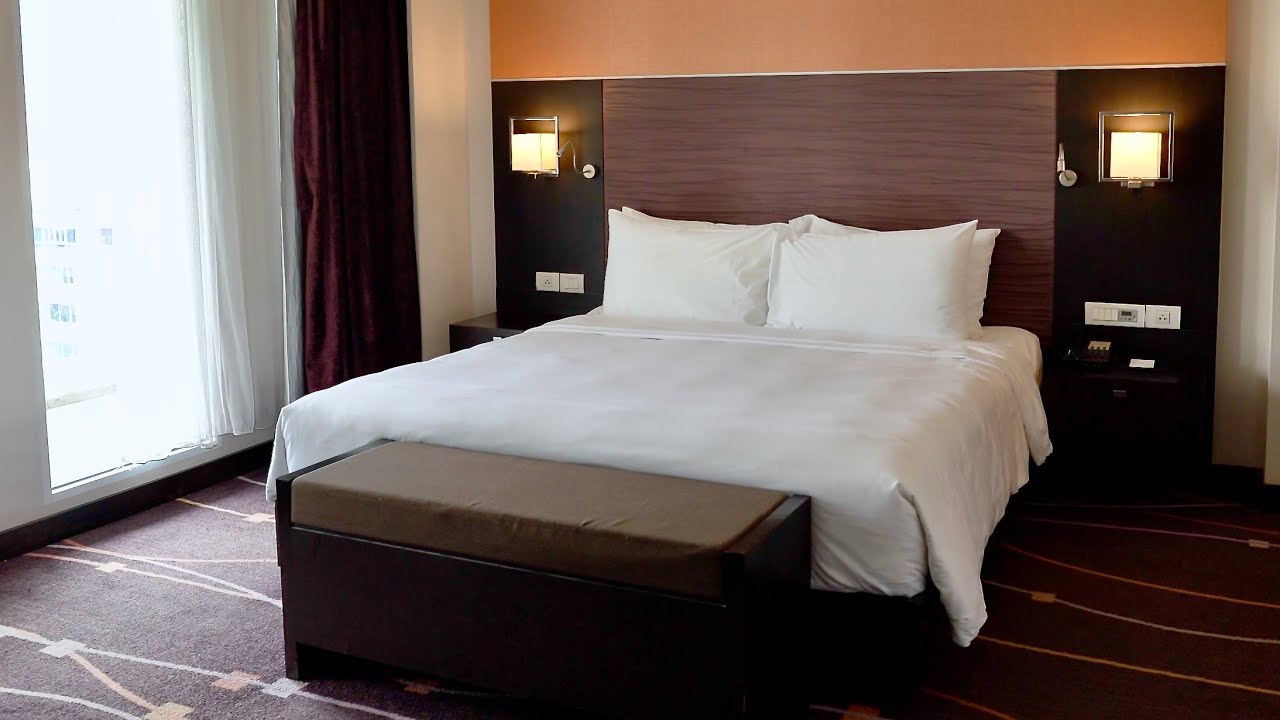 Radisson Suites Bangkok Sukhumvit