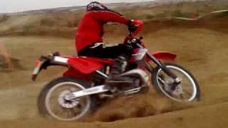 haciendo motocross en ontinar