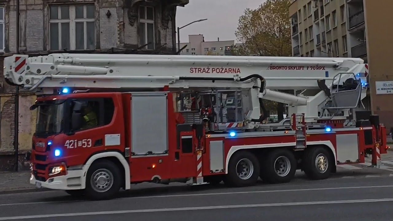 [HIT!][PIERWSZY WYJAZD W POLSCE] Alarmowo 4 ZASTĘPY W TYM PODNOŚNIK - 421[S]53 - SCH 70 Scania P410!