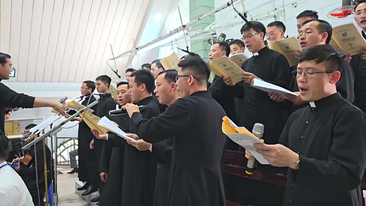 CỦA LỄ CON DÂNG - PHẠM TRUNG