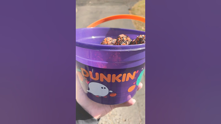 Dunkin Munchkins Halloween Bucket 🎃 #food #halloween #shorts