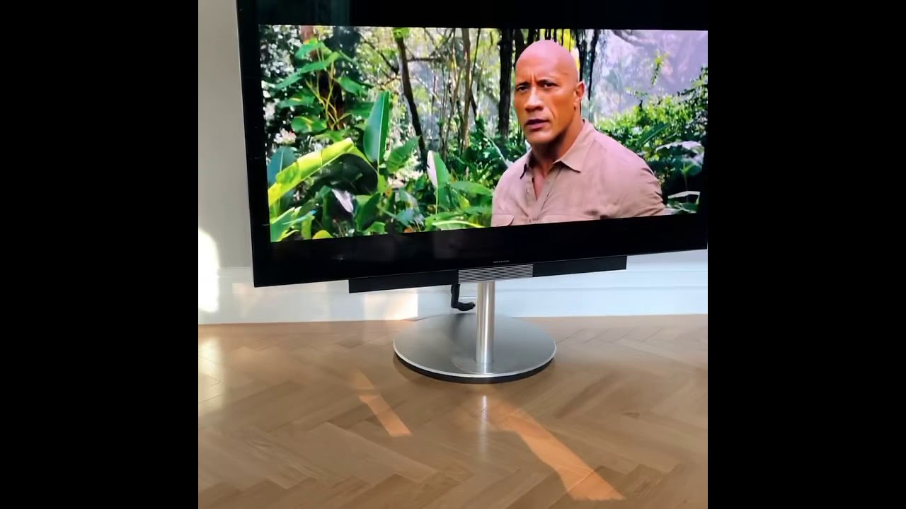 Bang Olufsen Beovision Avant 75” - YouTube