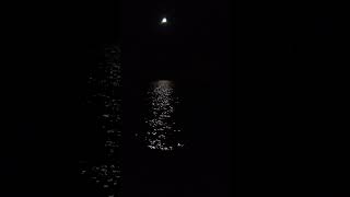 منظر البحر والقمر  روعه