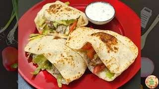Download Lagu HOMEMADE PITA BREAD | Pitas with delicious chicken filling | The Recipe Diary MP3