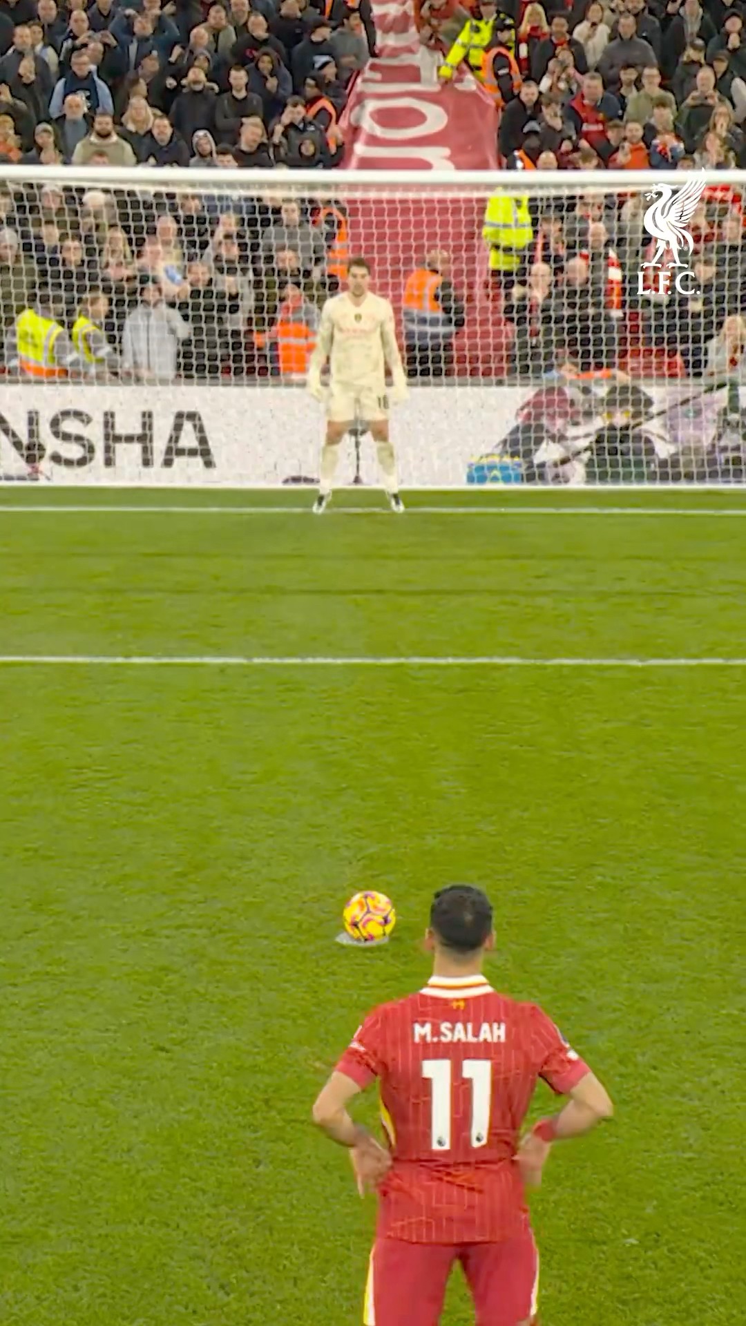 Pick your side… Mo Salah ?