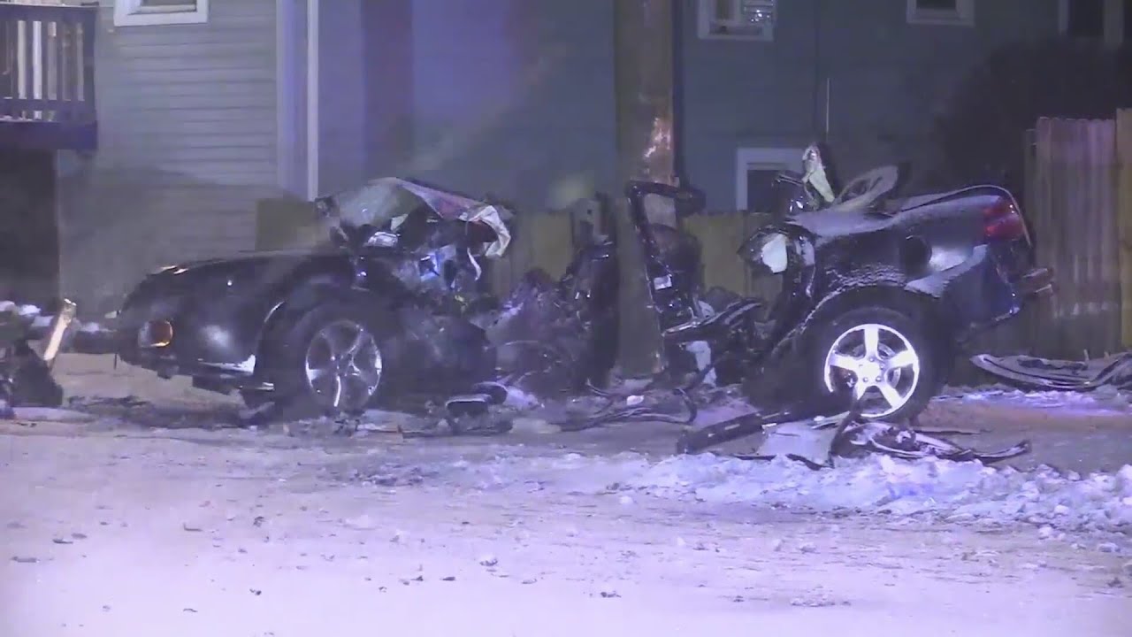 2 dead after car crash in Hazel Crest - YouTube
