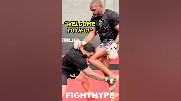 Jon Jones NEARLY F*CKS UP Gable Steveson with KNEE TO THE FACE during UFC Training