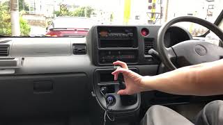 〔ダイハツ〕ハイゼットカーゴ（MT）車載