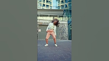 Thumbnail of Jessie Murph – "Blue Strips" | Dance Short