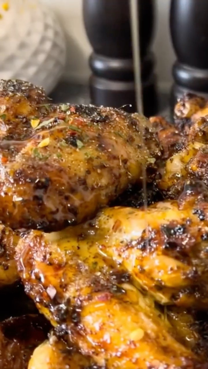 Chicken Wings im Backofen, super saftig und knusprig , scharf-süß ...