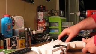 Mossberg 22 tactical How-to dis-assemble.