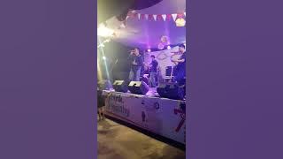 Pria band - Kasih Jangan Kau Pergi Live
