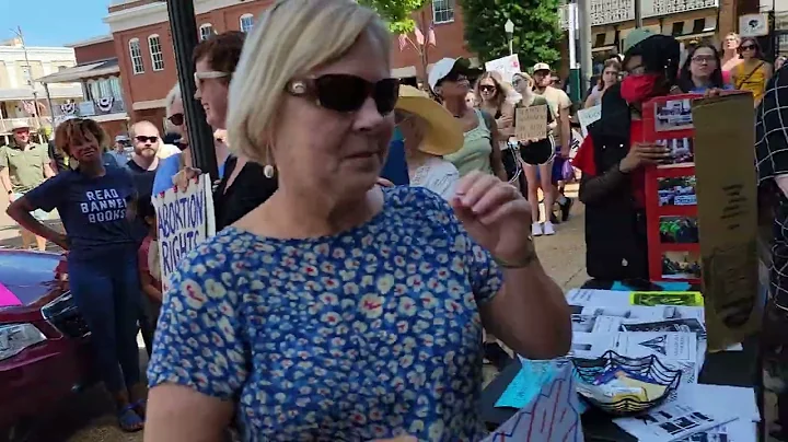 Rally for Reproductive Rights in Oxford Mississipp...