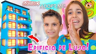 🏨 COMPRO el EDIFICIO de APARTAMENTOS de LUJO de 8 PLANTAS en ADOPT ME!!! Gameplay de ROBLOX