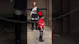 OMG this is too cute!💂‍♀️