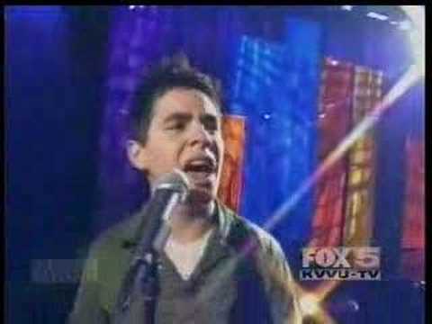 David Archuleta- Performs Angels on Mike and Juliet