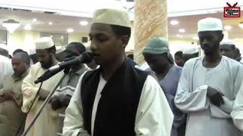 تلاوة من سورة الفرقان - القارئ السوداني عبداللطيف خالد عبداللطيف