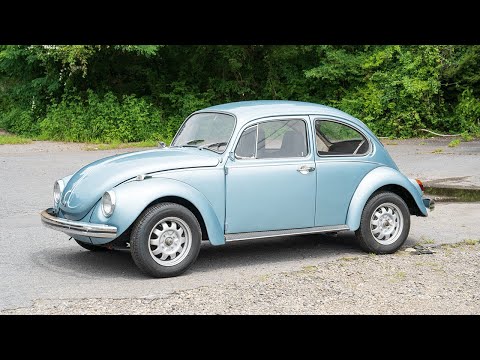 フォルクスワーゲン ビートル ヴィンテージ Volkswagen Beetle ICONIC 1972 Volkswagen Super Beetle Review - Collectible
