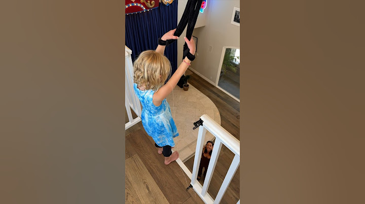 Jumping off balcony pulls her tooth! 🫣🦷