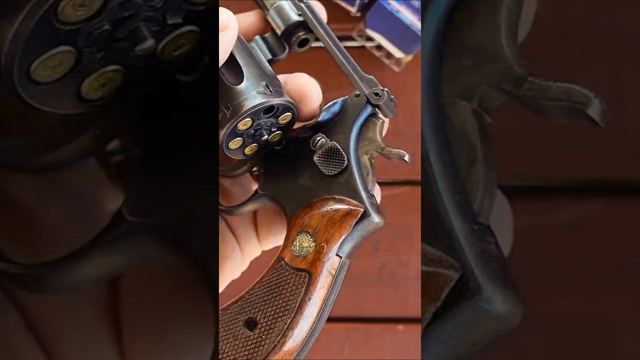 Revolver Smith&Wesson M17 .22 LR 