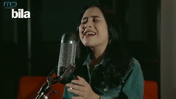 OST. Bawang Merah Bawang Putih - Prilly Latuconsina - Katakan Cinta Offical Lyric Video