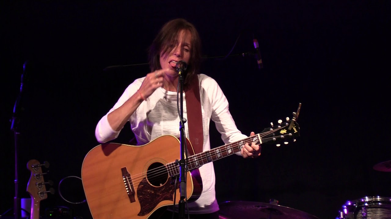 Show And Tell    Performed By Holly Lerski