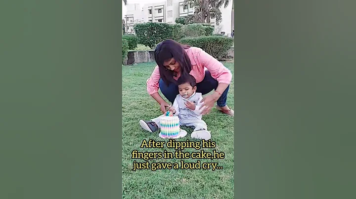 🤣Failed Cake Smash #1stbirthday #cakesmash #shorts #youtubeshorts #minivlog #ashortaday #trending