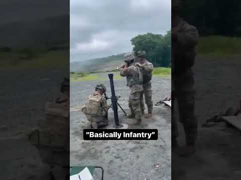 Video: Jsou důstojníci pěchoty pogové?