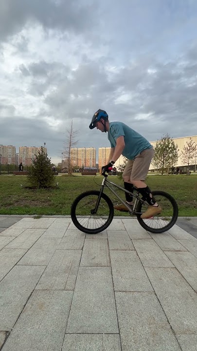 Стрит, стрит-триал #mtb #bmx #streettrial #street - YouTube