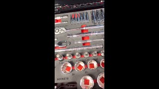 Powerbuilt 254Pc 41 Tool Chest, Roller Cabinet Assorted Tools