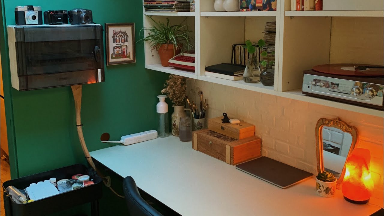 Turning my storage room into my art room! - YouTube