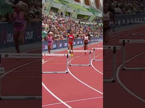 Dalilah Muhammad LEGENDARY RUN😎🥇😁