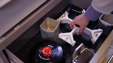 Eppendorf - LabTeamet - Rolling cabinet for Centrifuges 5804 5804 R and 5810 5810 R