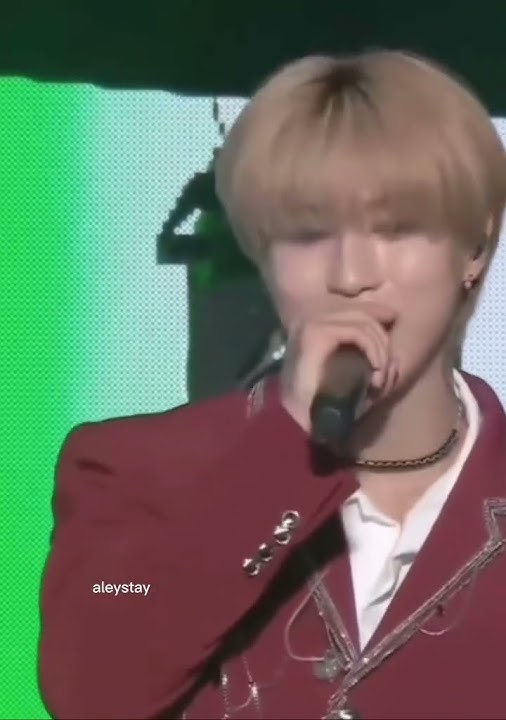 Han singing „volcano“ for his introduction 😳 Stray kids 2nd World Tour 'MANIAC' ENCORE in OSAKA D1