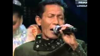 Kilauan Emas 3   Idris -   ku kejar bayang mu