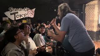 @papacj performing stand-up comedy in Tokyo - crazy NSFW crowd interaction!