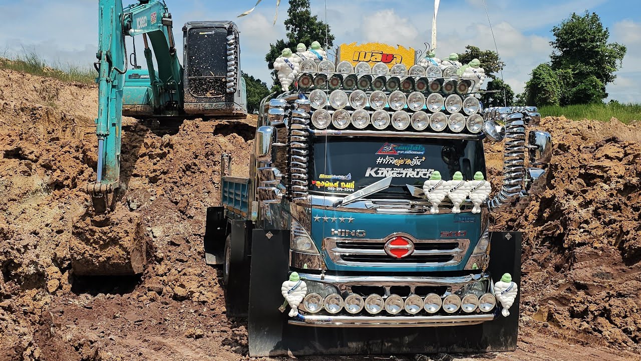 เล่นรถดั้มต้องเซพรถให้มากที่สุด Excavator Loading Truck